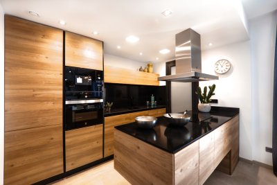 Waarom het tijdperk van de witte keuken officieel voorbij is