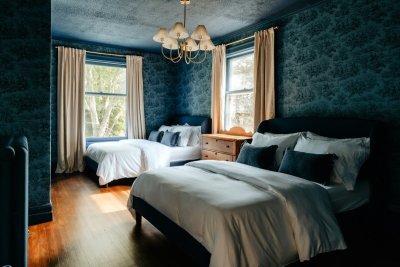 Je plafond krijgt straks de donkerste verfkleur in huis